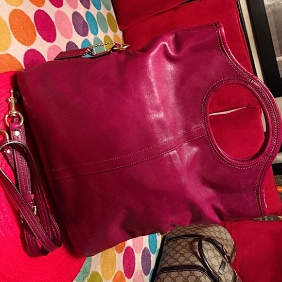 For sale Authentic Coach Plum hand/cr - Picture 2 of 8